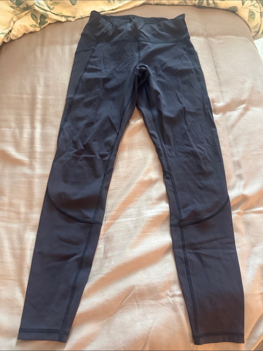 lululemon athletica Navy Leggings w/ mesh insert